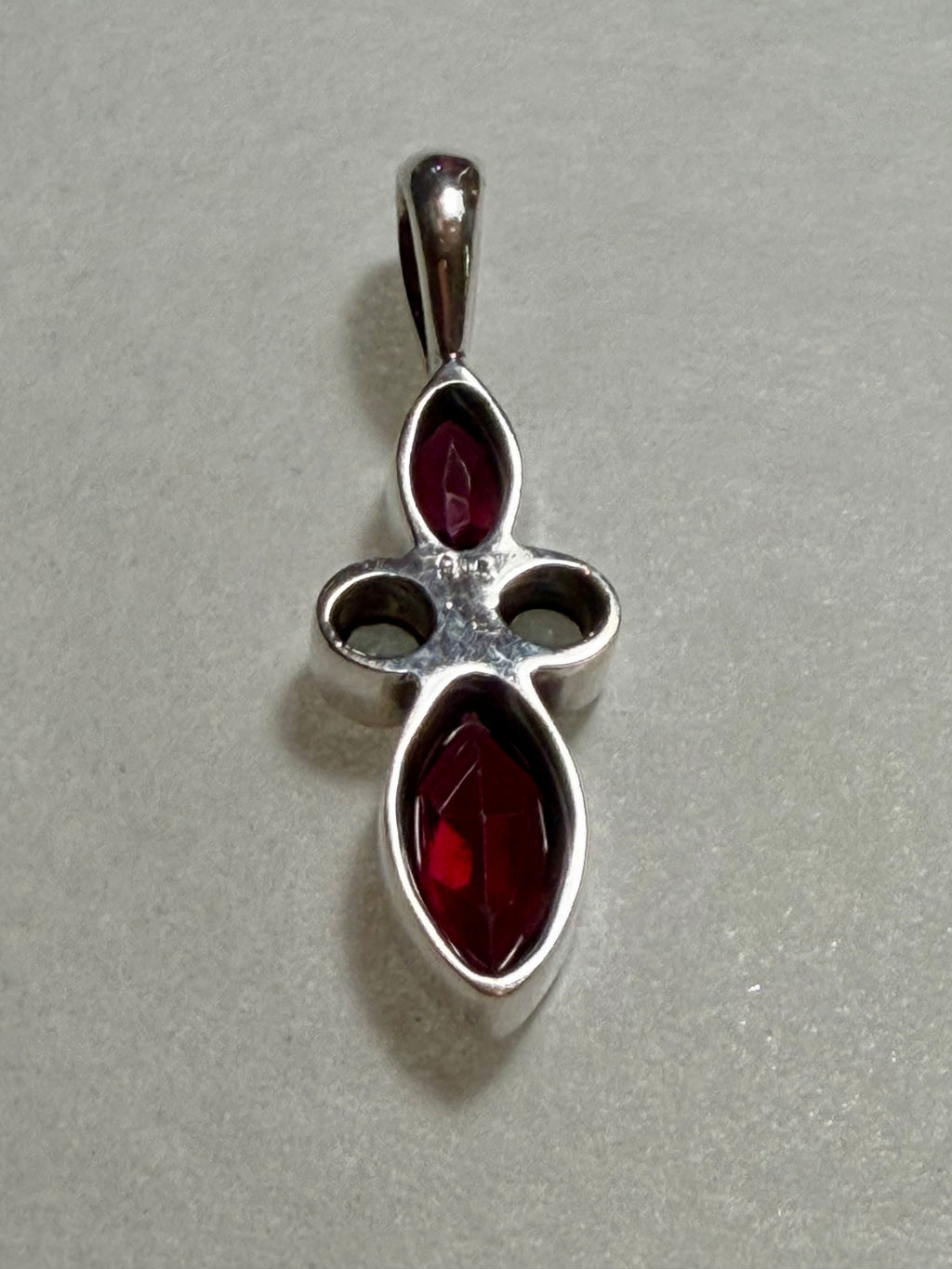 Superb Garnet and Topaz Gemstone Pendant. Sterling Silver.