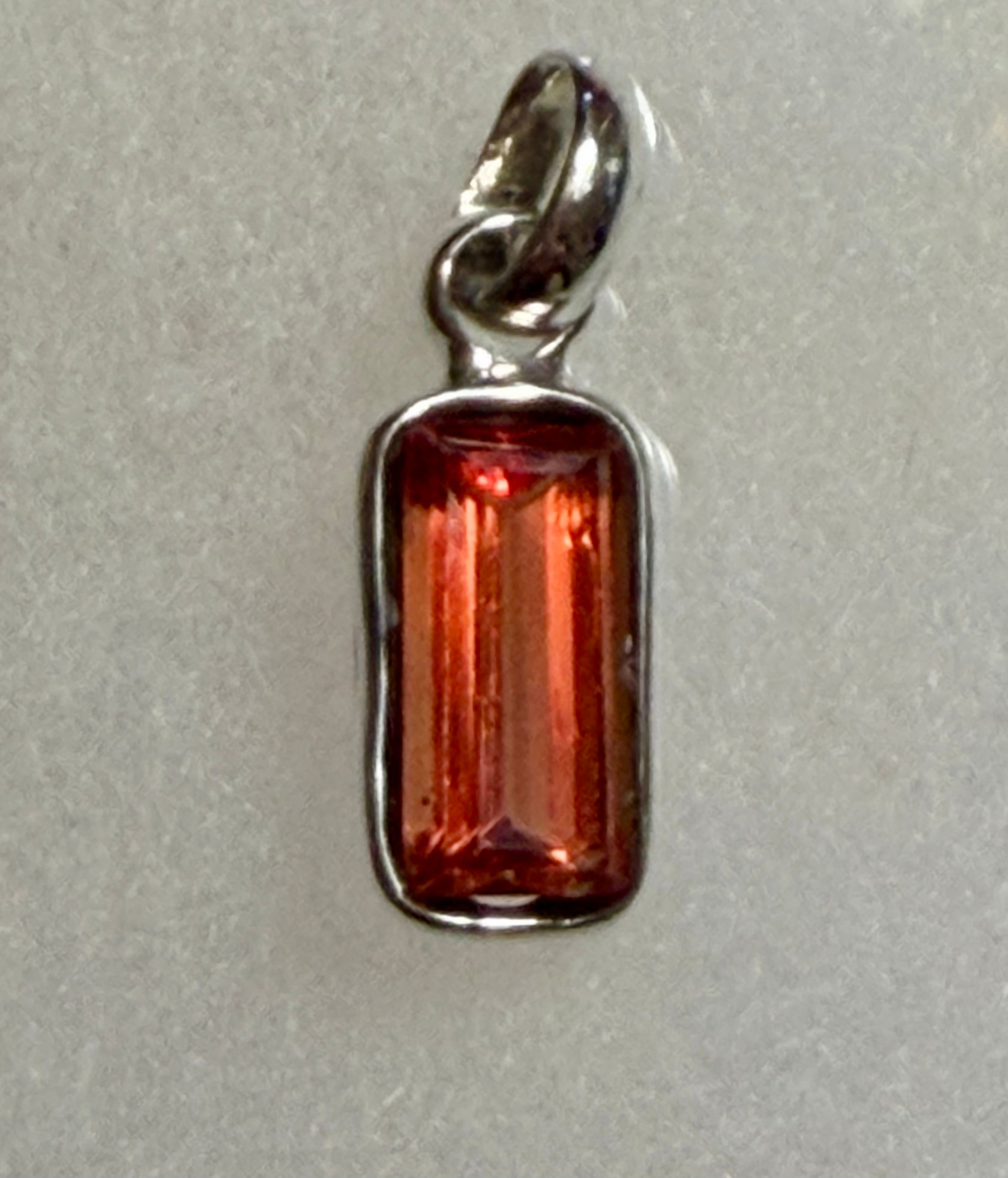 Certified 4.50 Carat Natural Orange Sapphire Pendant. Sterling Silver.