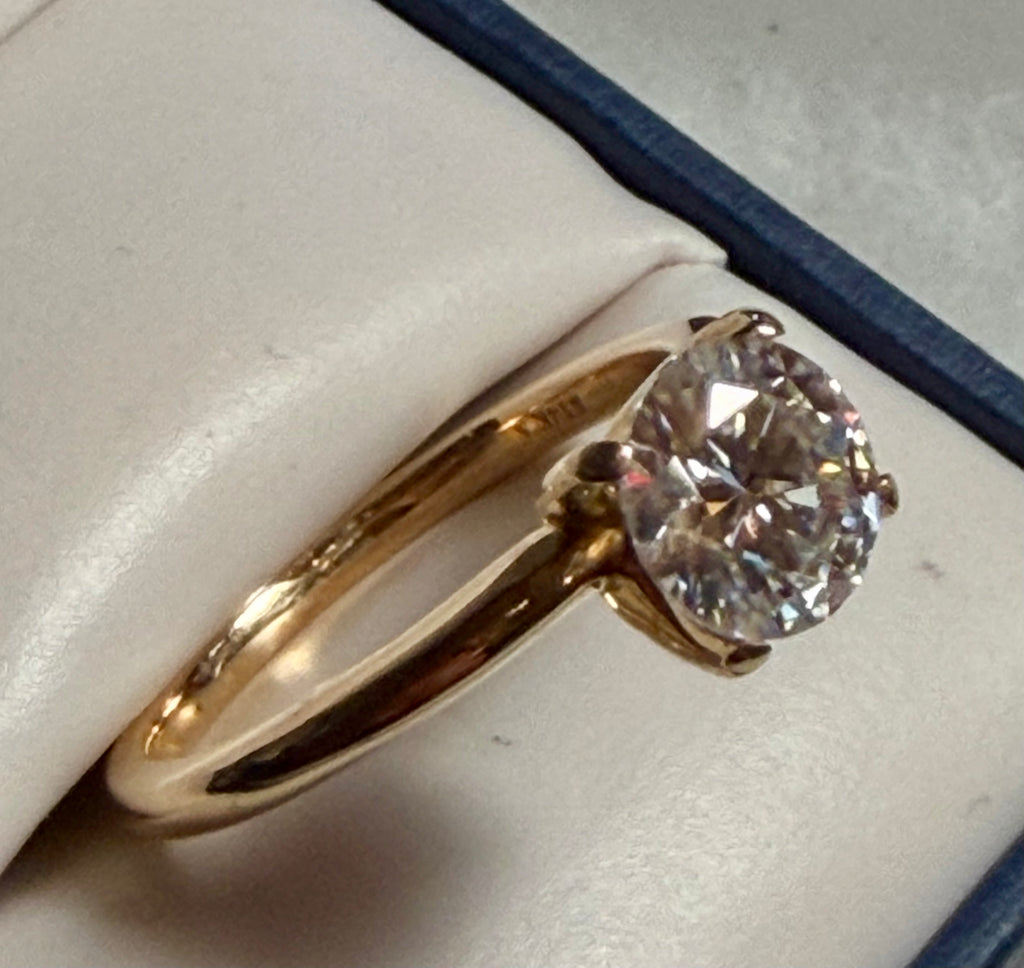 Flawless D Color 1.2 carat Lab Grown Diamond Ring. 14K Yellow Gold. Size 6.75
