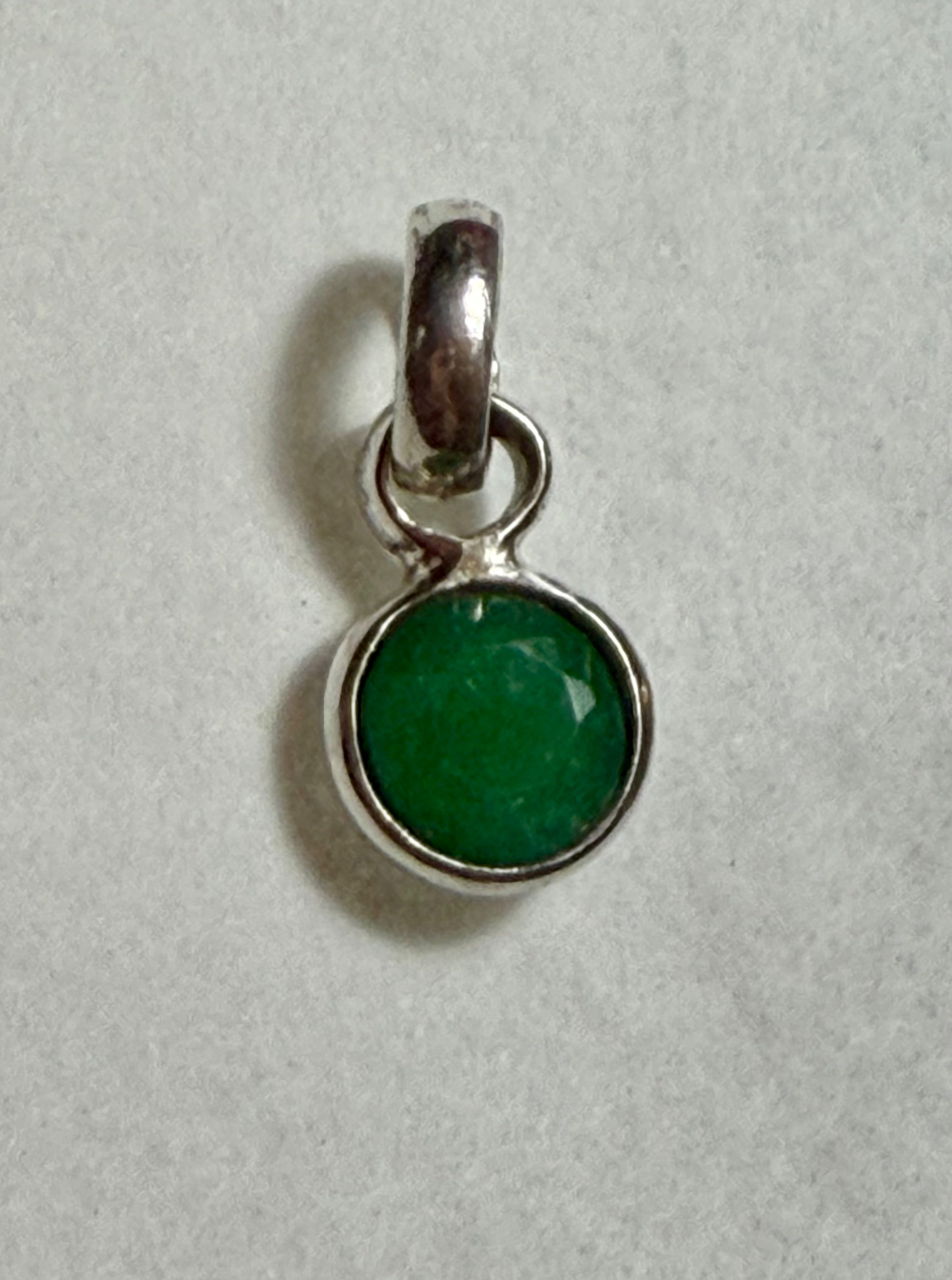 3.50 carat Green Emerald Pendant. Sterling Silver