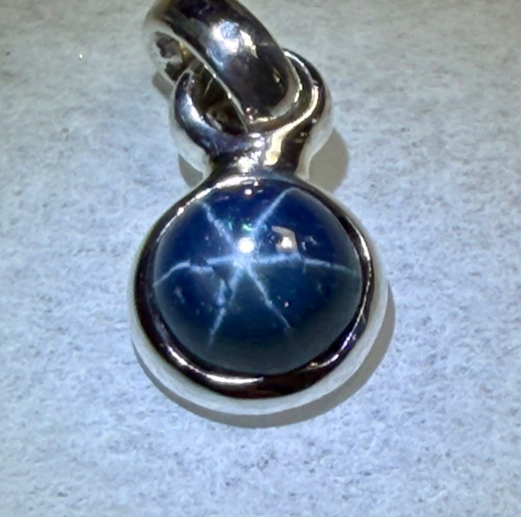 Phenomenal 3.00 Carat Six Star Blue Sapphire Cabochon Pendant. Sterling Silver.