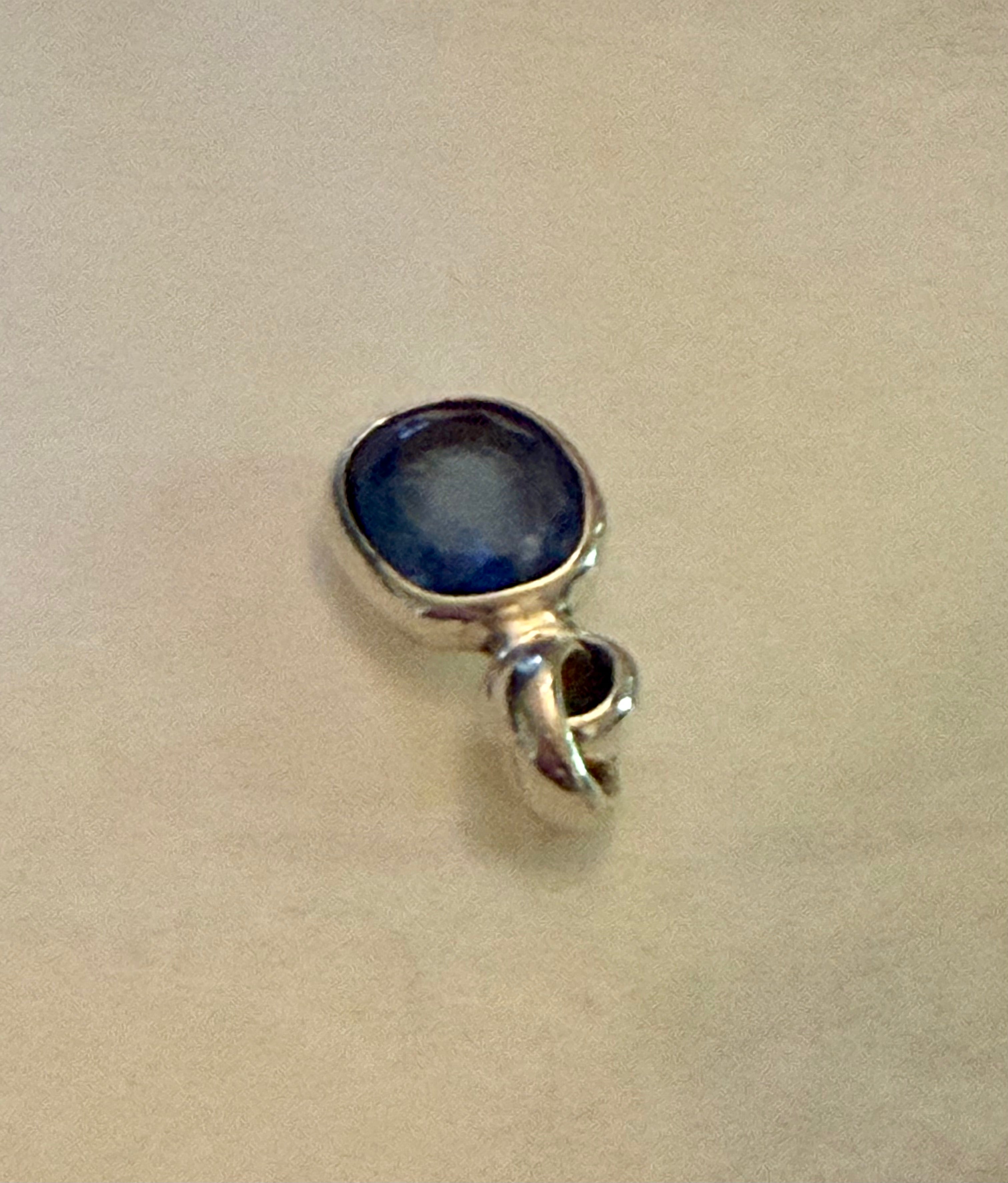 Certified 7.65 carat Blue Sapphire Pendant. Sterling Silver.