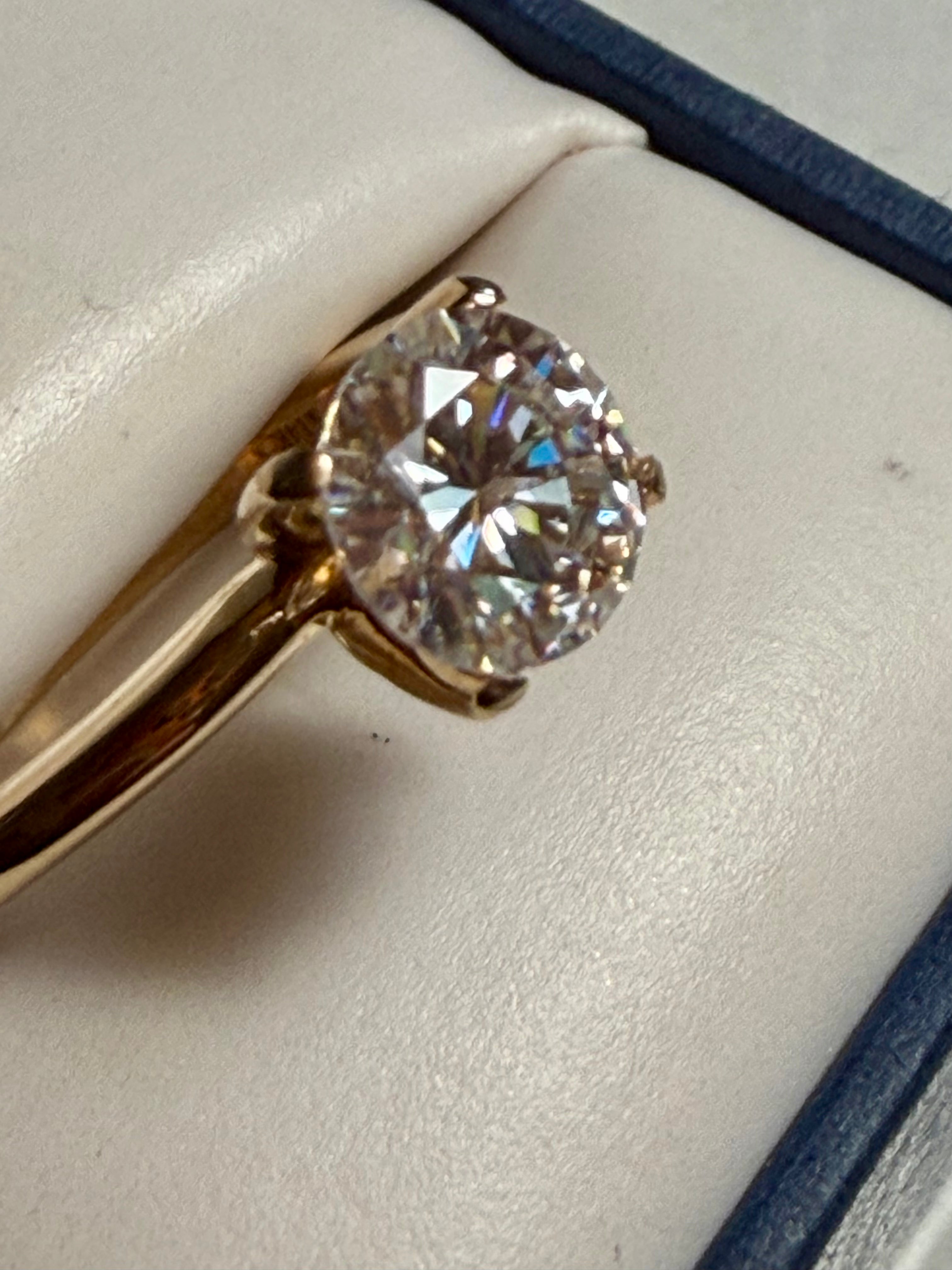 Flawless D Color 1.2 carat Lab Grown Diamond Ring. 14K Yellow Gold. Size 6.75
